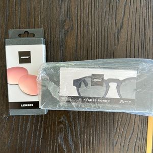 Bose speaker sunglasses with polarized lenses